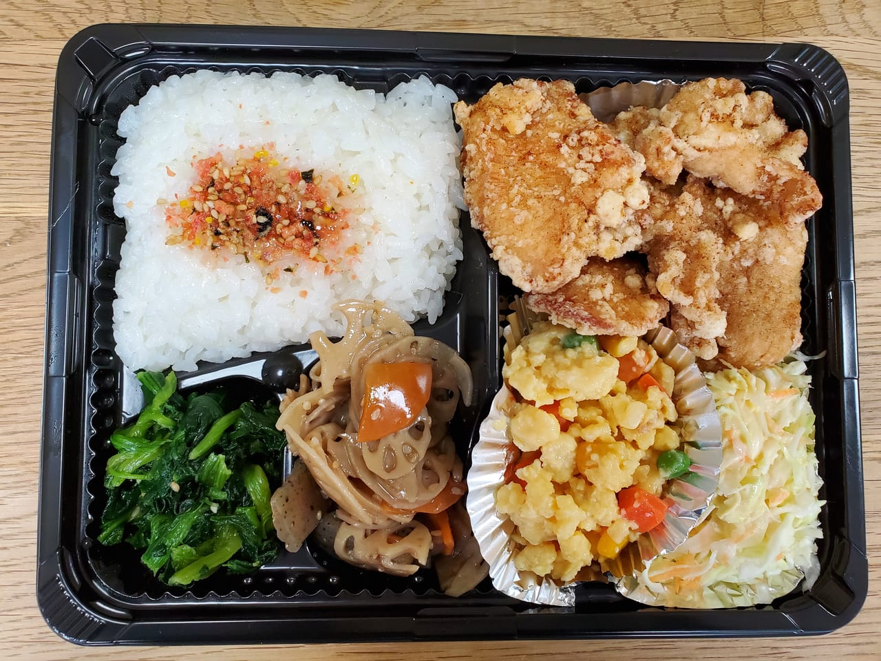 唐揚げ弁当