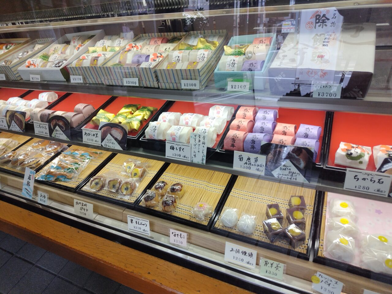 商品棚